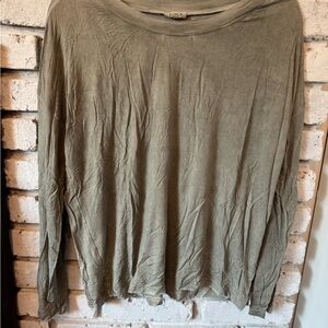 NWOT- POL Light Green Women's long Sleeve Top